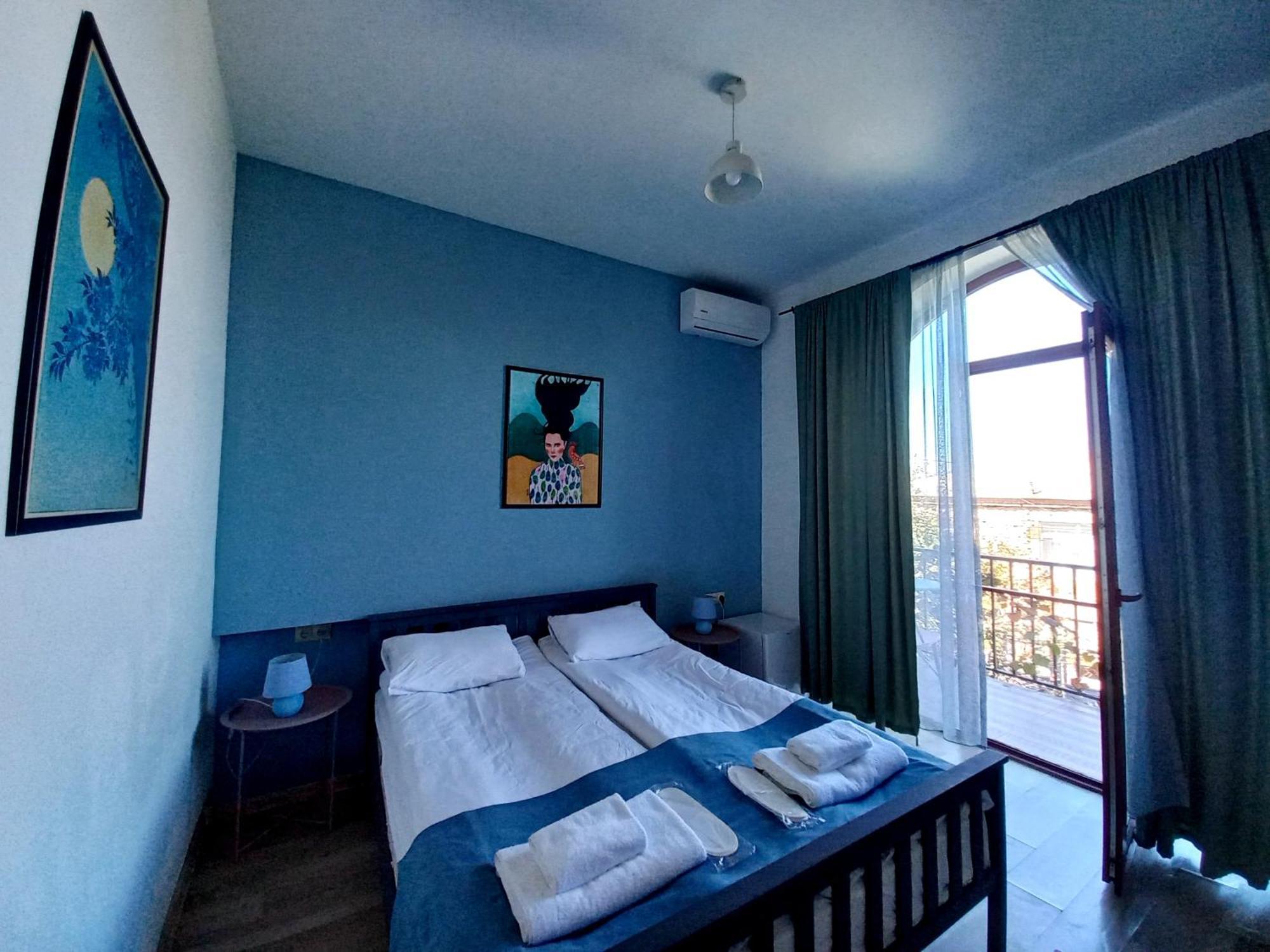 Hestia - Hotel, Wine And View Телави Стая снимка